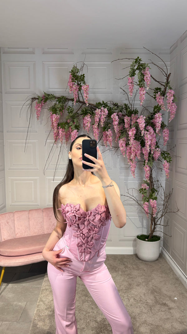 Bustino rilievo rosa