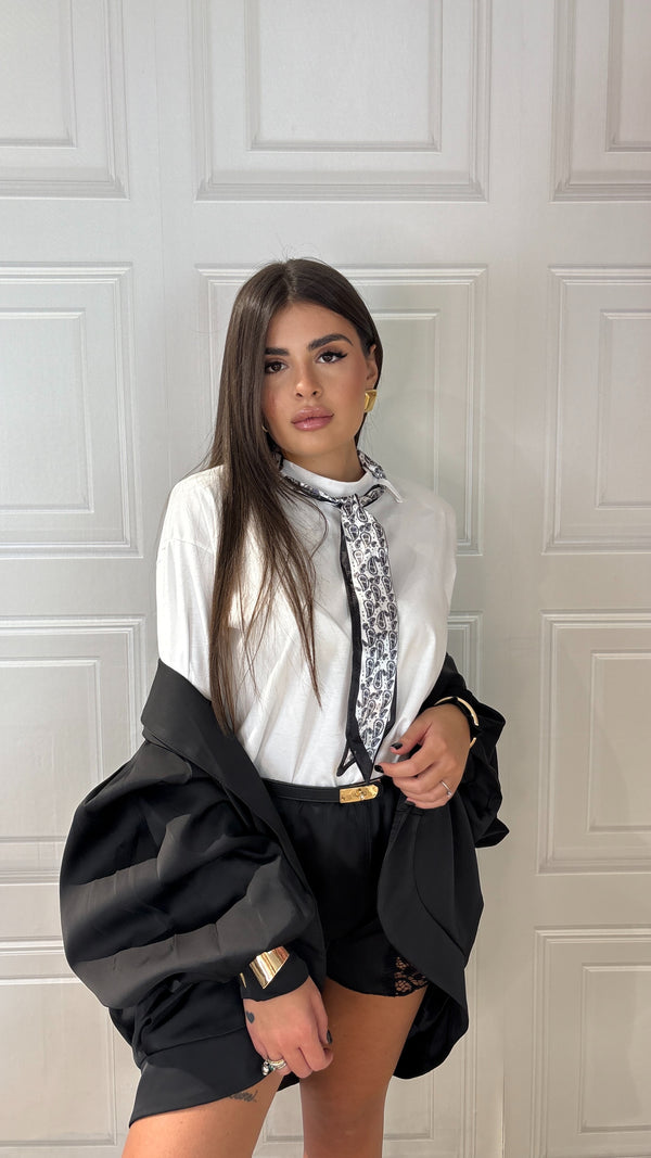 Shirt con foulard